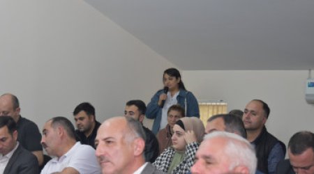 İcra başçısı ərazidə Yasamal sakinləri ilə görüşüb