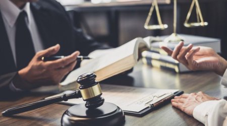 Deputat vəkillərə ödənilən məbləğin artırılmasını təklif edib