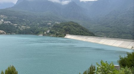 Baş nazir Sərsəng və Suqovuşan su anbarları ilə bağlı qərar imzalayıb