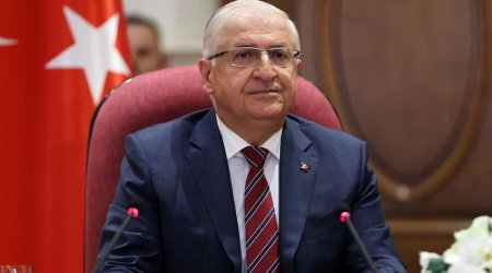 Министр обороны Турции прибыл в Азербайджан