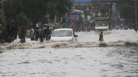 Hindistanda güclü yağış 24 nəfərin ölümünə səbəb oldu