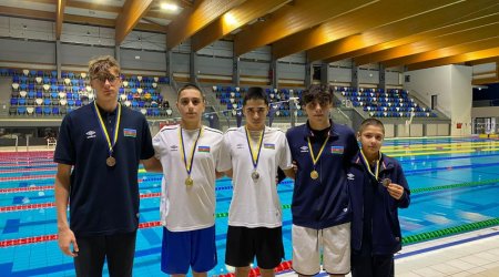 Azerbaijani swimmers claim 1 silver and 4 gold medals in international tournament