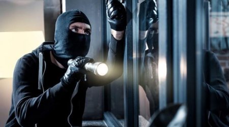 Marketdən 1639 manat dəyərində oğurluq etməkdə şübhəli bilinən saxlanılıb