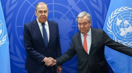 Глава МИД Литвы шокирован рукопожатием генсека ООН и Лаврова