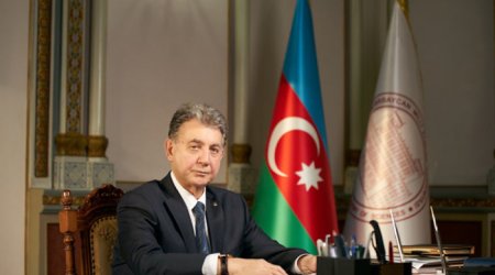 Ильхам Алиев наградил Акифа Али Заде почетным дипломом президента