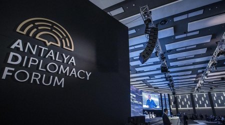 В Анталье продолжает работу III Дипломатический форум