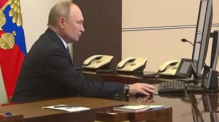 Putin onlayn səs verib - Video