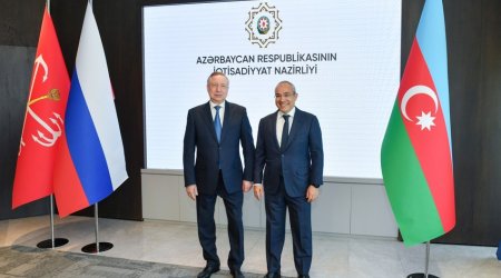 Azerbaijani economy minister, governor of St. Petersburg mull enhancing joint activities in shipbuilding