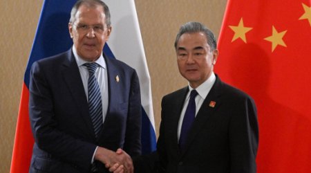Лавров летит в Китай