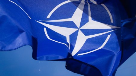 Столтенберг: НАТО постоянно фиксирует наращивание Россией военной силы