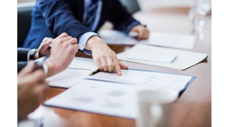 Üç ayda nə qədər şəxs işsiz kimi qeydiyyata alınıb? - Rəsmi