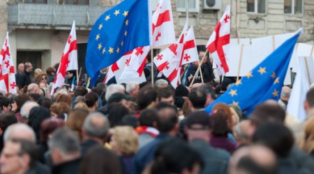 В Европарламенте всерьез задумались: брать ли Грузию?
