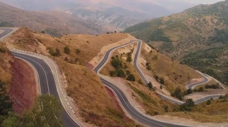 Sülh müqaviləsi imzalansa AİB Zəngəzurdan keçən dəmir yolu xəttinə sərmayə qoyacaq