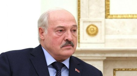 Президент Беларуси направился с рабочим визитом в Россию