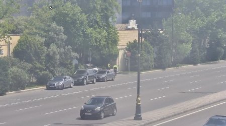 Из-за пожара на одной из улиц в Хатаинском районе Баку ограничено движение транспорта