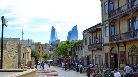 Турпоток в Азербайджан вырос на 39%