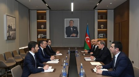 Новый посол Италии вручил копию верительных грамот Джейхуну Байрамову