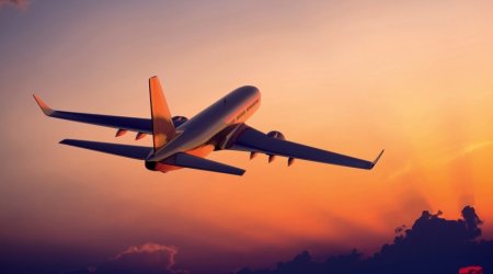 В Азербайджане перевозки пассажиров воздушном транспортом выросли на 40%