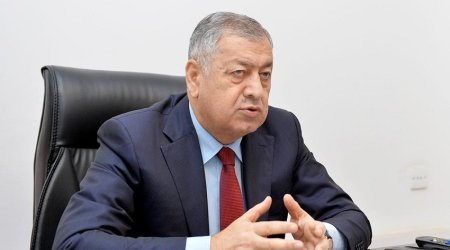 Вахид Ахмедов снял свою кандидатуру на пост депутата Милли Меджлиса