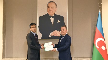 Ceyhun Bayramov Pakistanın yeni səfirini qəbul edib