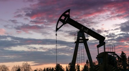 Azerbaijani oil price in global market remains unchanged