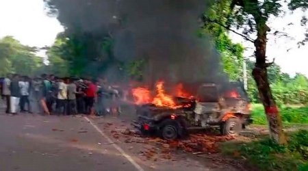 В ходе столкновений протестующих с военными в Бангладеш погибли два человека