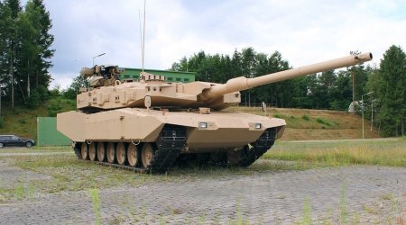 Словакия прорабатывает варианты закупки танков Leopard 2A8