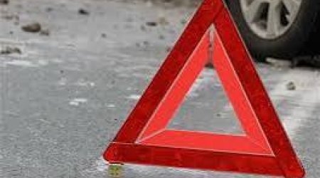 В Шамкире два человека погибли в тяжелом ДТП с грузовиком