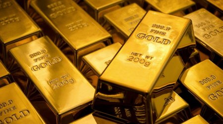 Gold prices hit record high