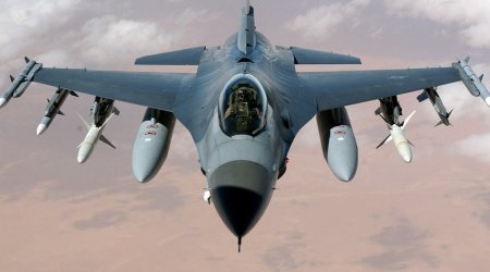 СМИ: В Украине разбился один из истребителей F-16