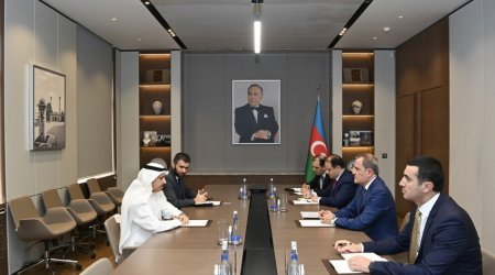 Джейхун Байрамов принял посла Кувейта