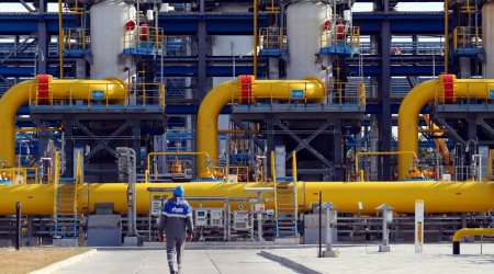 Share of oil and gas sector in foreign direct investments up in Azerbaijan