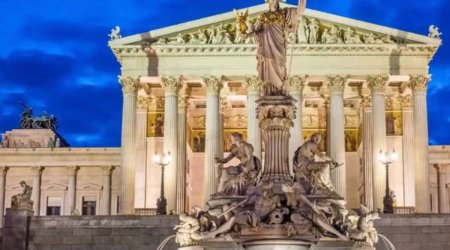 Avstriyada parlament seçkiləri keçirilir