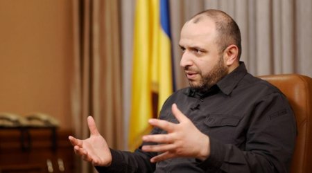 Ukraine's defense minister seeks dismissal of four of his deputies