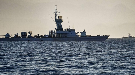ВМС Великобритании сообщили об инциденте в Красном море