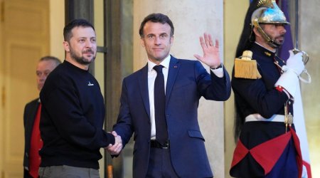 Zelenski Makronla görüşüb
