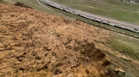 Опасность обвала на Бакинской кольцевой автодороге устранена