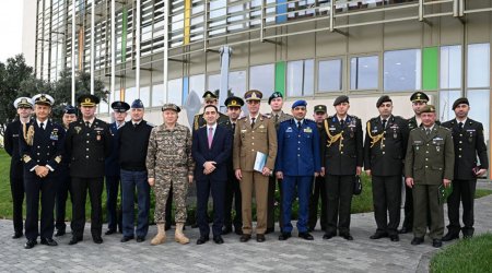 Военные атташе посетили Бакинский Международный Морской Торговый Порт