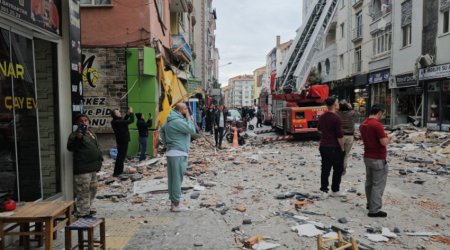 Türkiyədə yaşayış binasında partlayış olub, ölən və yaralananlar var