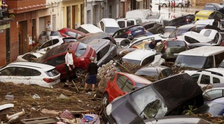 Spain PM announces flood aid plan of 10.6B euros