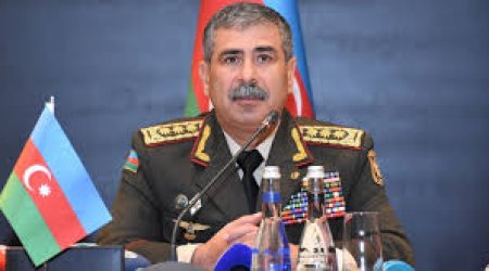 Глава Минобороны Азербайджана выразил соболезнования Пакистану
