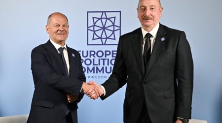 Олаф Шольц позвонил президенту Ильхаму Алиеву