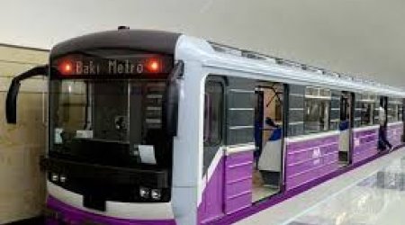 В бакинском метро изменен график движения поездов