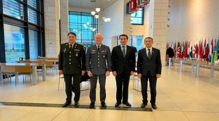 Hacıyev NATO Müdafiə Kollecinin nümayəndə heyəti ilə görüşüb