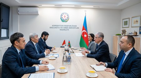 Мухтар Бабаев обсудил с послом Кыргызстана в Азербайджане итоги COP29
