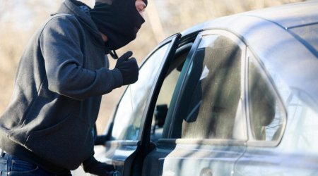 В Баку из автомобиля украли лотерейные билеты на 10 тыс. манатов