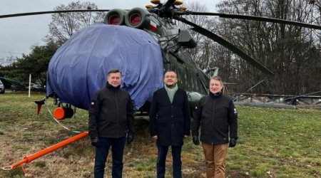 Украина получила от Польши вертолеты Ми-8 и Bell 412-HP