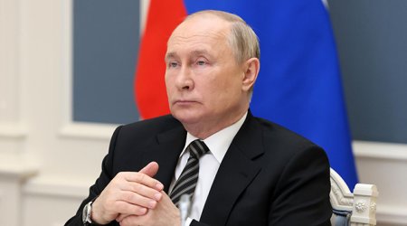 Владимир Путин принес президенту Ильхаму Алиеву извинения в связи с крушением самолета AZAL