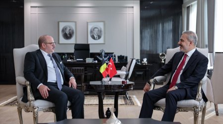 Hakan Fidan belçikalı həmkarı ilə regional məsələləri müzakirə edib