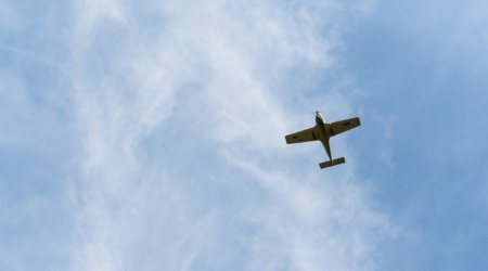 В Австралии небольшой самолет упал в реку с крокодилами